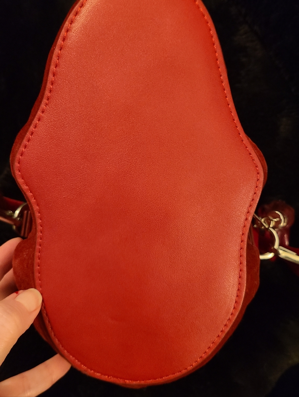 Killstar Red Velvet Skull Shoulder Bag - Picture 5 of 5